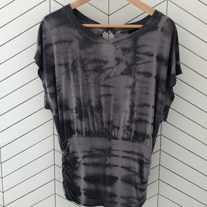 Maj open back top size small tie dye black and gray
